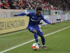 PP电子官方-刚提的新车弗林蓬上次长期伤缺为3年前韧带撕裂，他缺席2个月