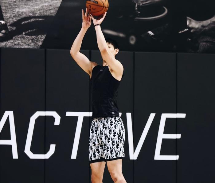 PP电子官方-曾凡博赴美利好消息！双向合同竞争3选2，伤势恢复很顺利！